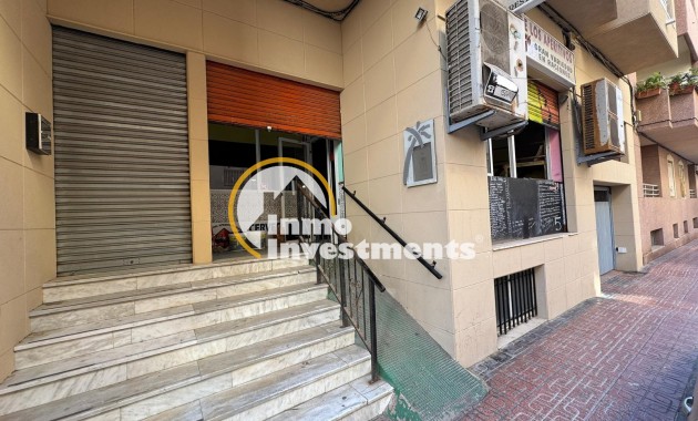 Bestaande bouw - Commercieel - Torrevieja - Playa del Cura