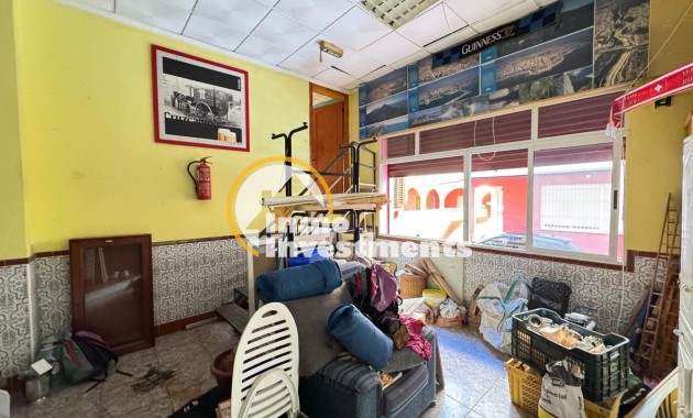 Bestaande bouw - Commercieel - Torrevieja - Playa del Cura