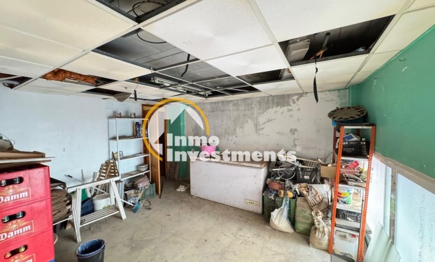 Bestaande bouw - Commercieel - Torrevieja - Playa del Cura