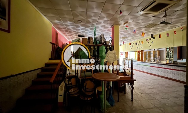 Bestaande bouw - Commercieel - Torrevieja - Playa del Cura