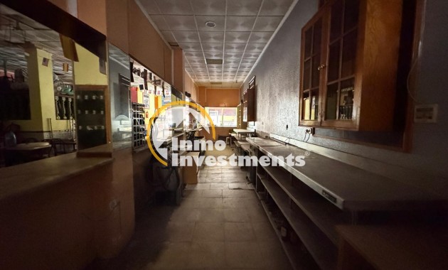 Bestaande bouw - Commercieel - Torrevieja - Playa del Cura