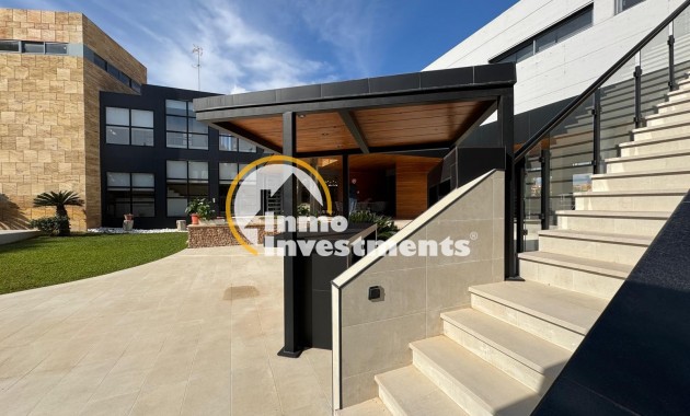 Bestaande bouw - Villa - Orihuela Costa - Altos de Campoamor