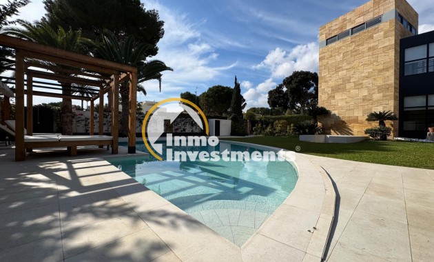 Bestaande bouw - Villa - Orihuela Costa - Altos de Campoamor