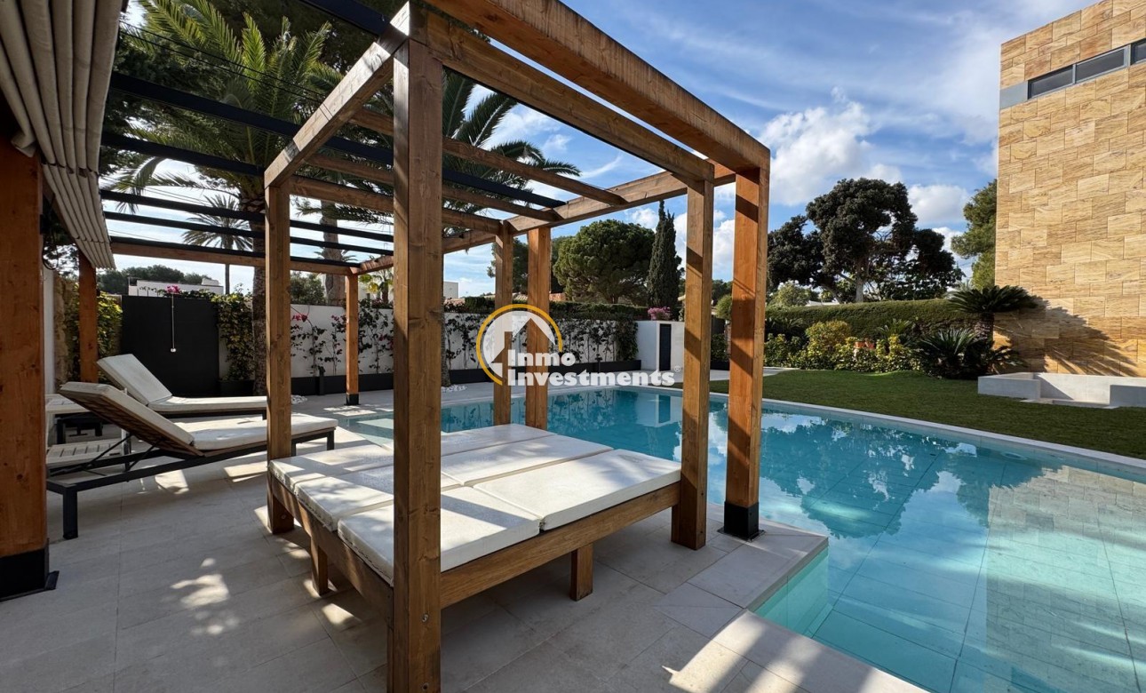 Bestaande bouw - Villa - Orihuela Costa - Altos de Campoamor