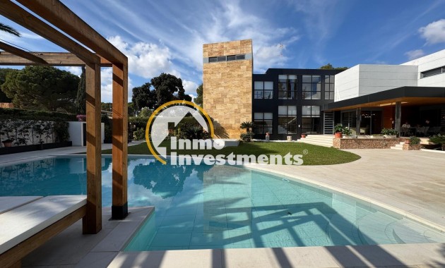 Bestaande bouw - Villa - Orihuela Costa - Altos de Campoamor