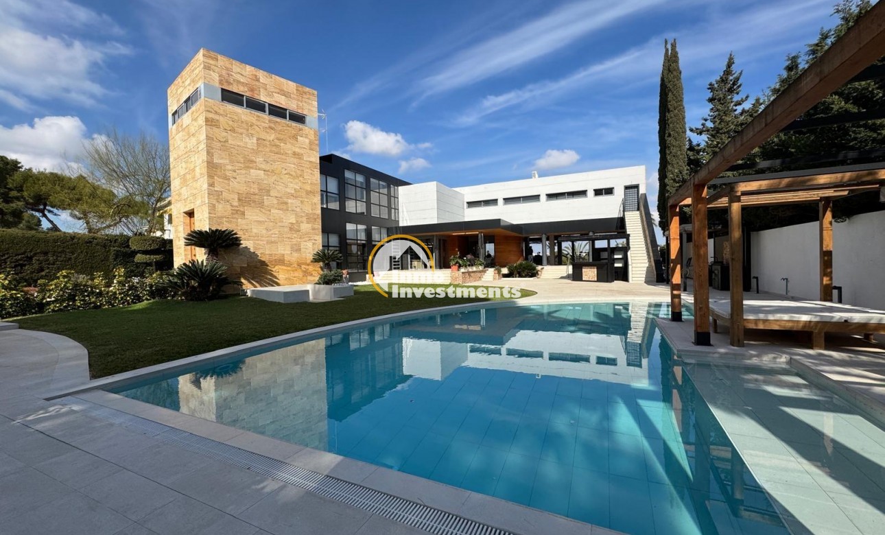 Bestaande bouw - Villa - Orihuela Costa - Altos de Campoamor