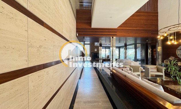 Bestaande bouw - Villa - Orihuela Costa - Altos de Campoamor