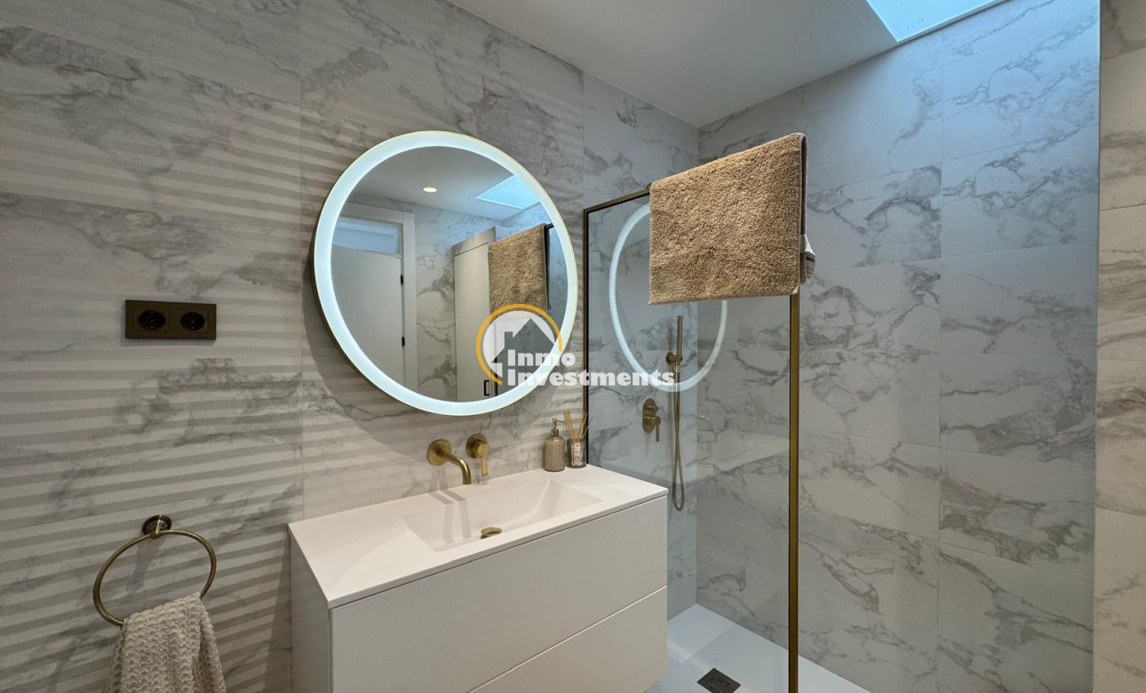 Bestaande bouw - Villa - Orihuela Costa - Altos de Campoamor