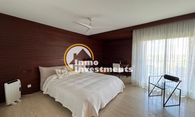 Bestaande bouw - Villa - Orihuela Costa - Altos de Campoamor