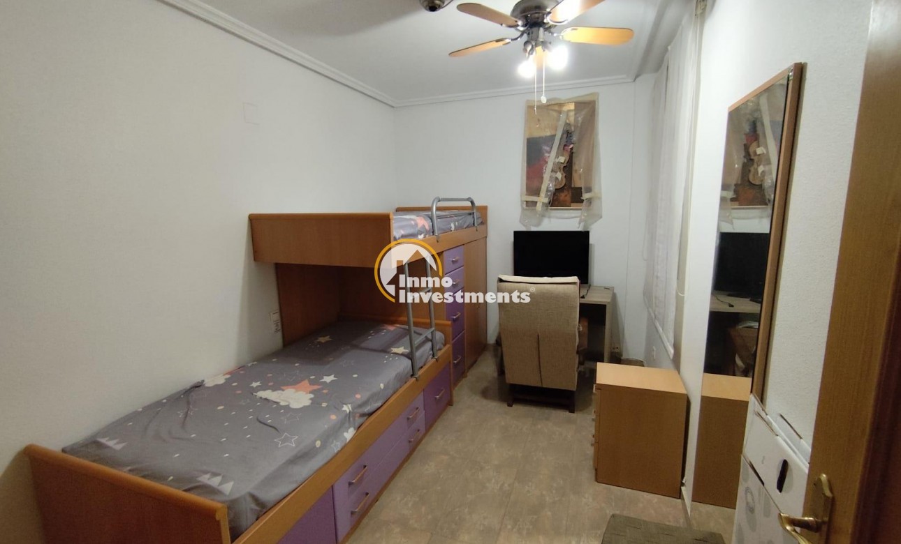 Bestaande bouw - Appartement - Torrevieja - Estacion de autobuses