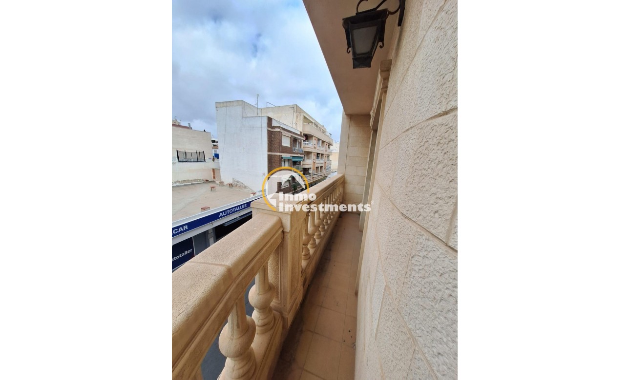 Resale - Apartment - Torrevieja