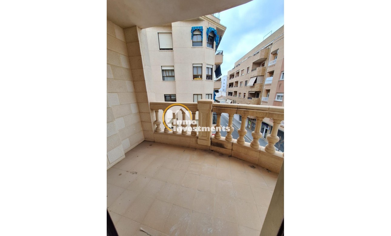 Resale - Apartment - Torrevieja