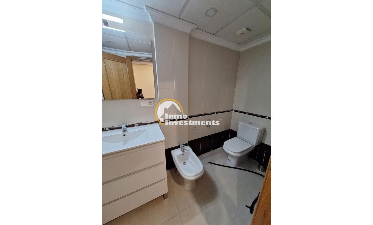 Resale - Apartment - Torrevieja