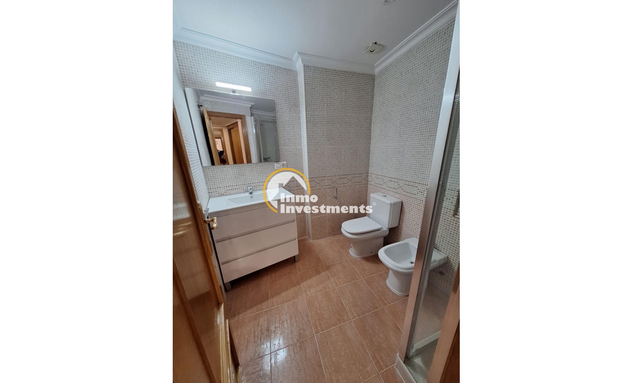 Resale - Apartment - Torrevieja