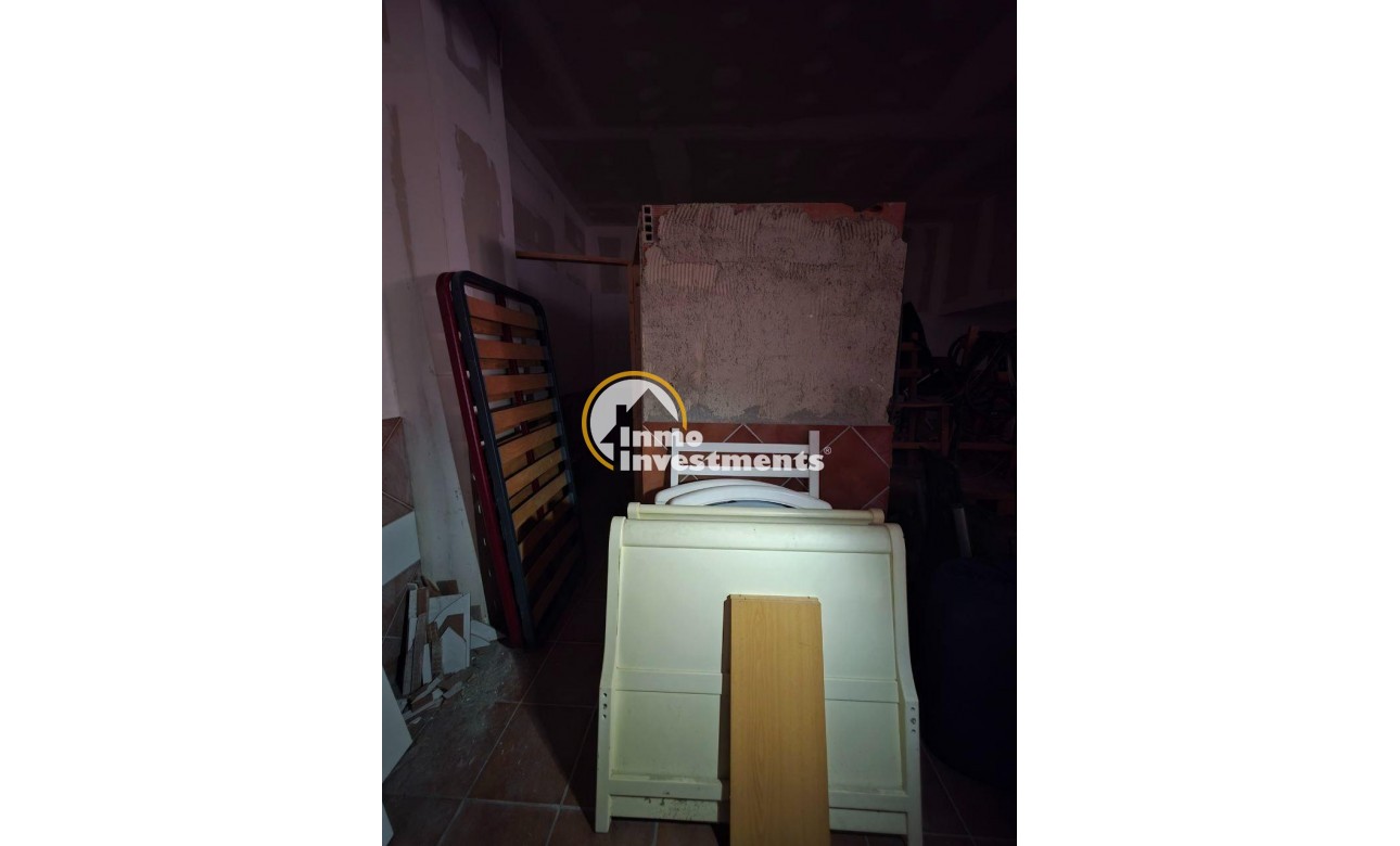 Resale - Commercial - Oviedo - Fozaneldi-Tenderina