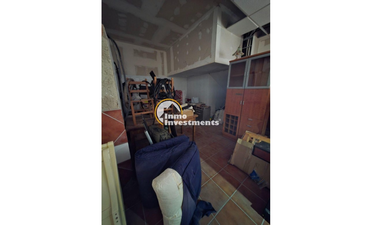 Resale - Commercial - Oviedo - Fozaneldi-Tenderina