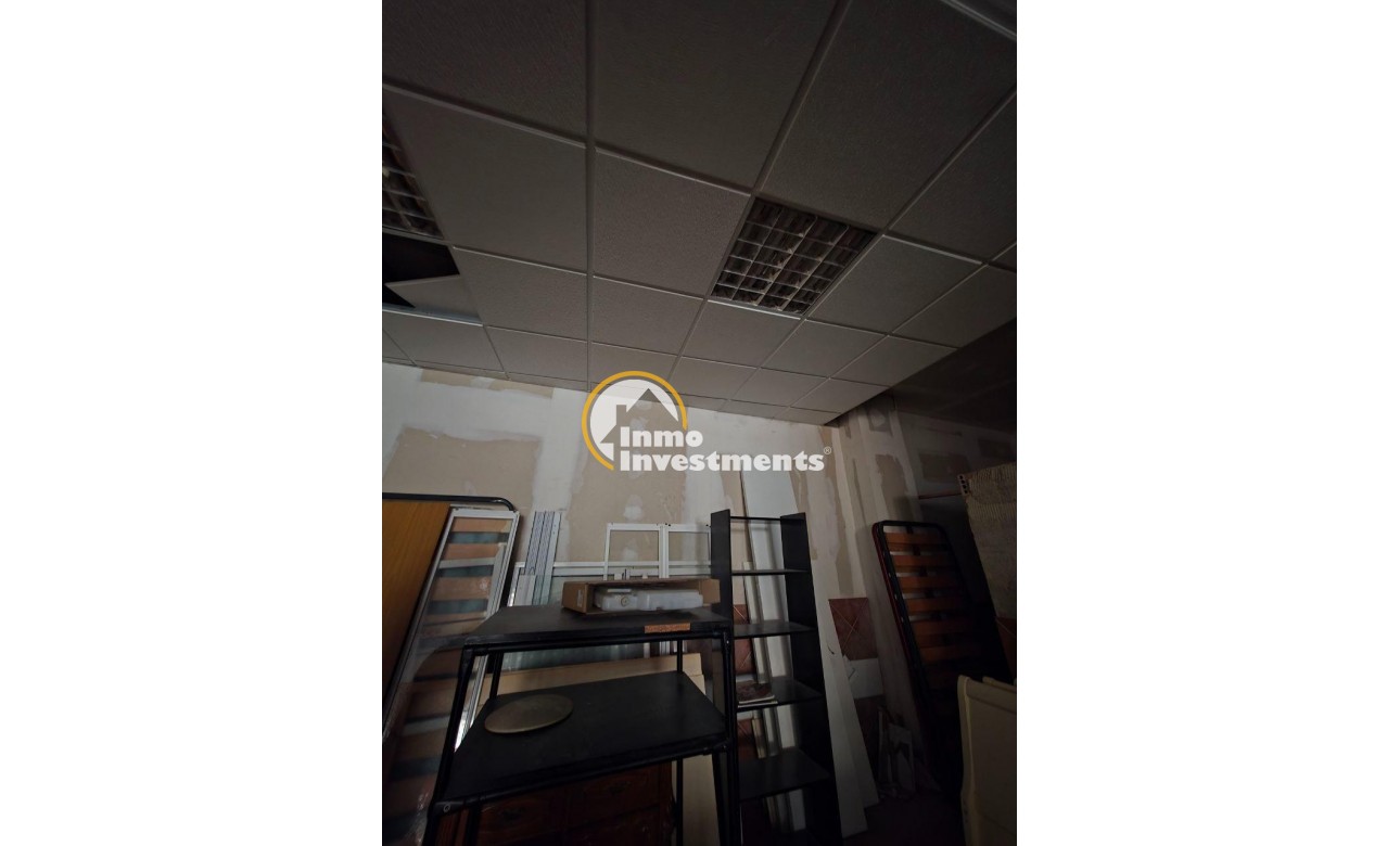 Resale - Commercial - Oviedo - Fozaneldi-Tenderina