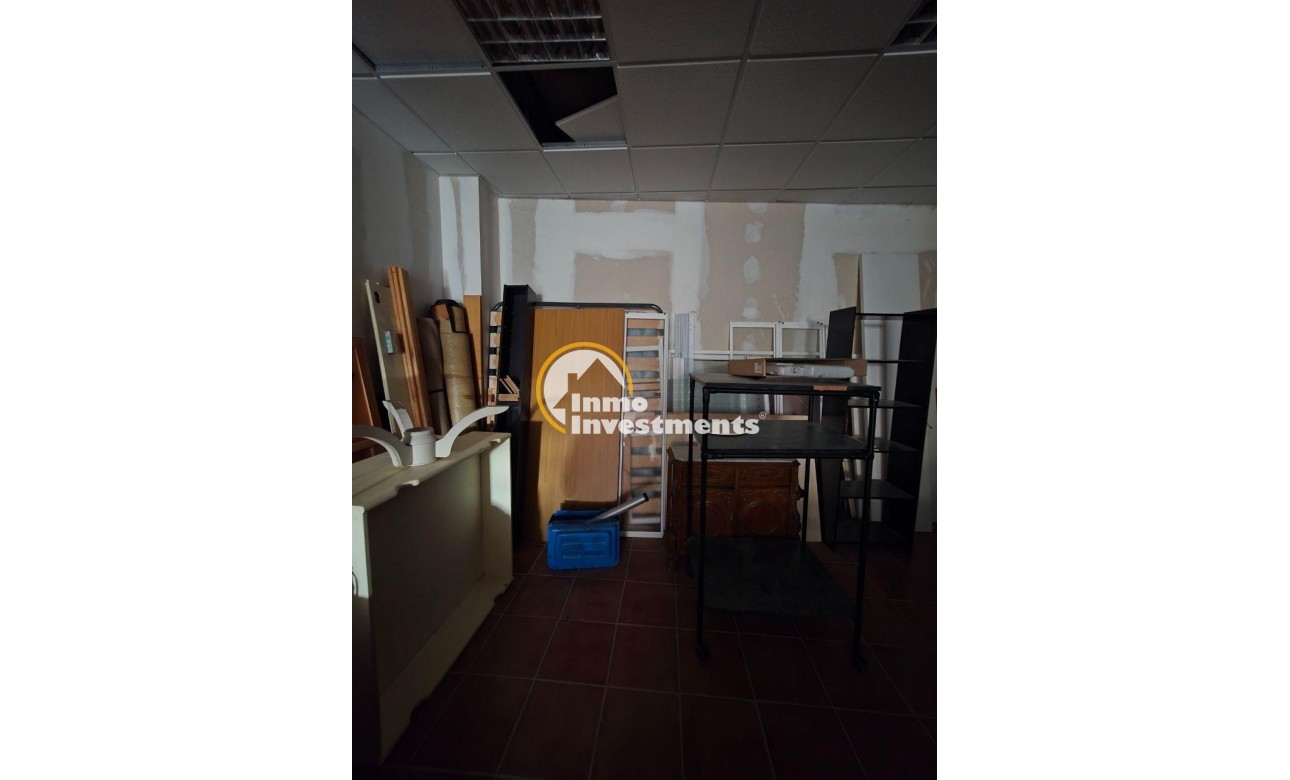 Resale - Commercial - Oviedo - Fozaneldi-Tenderina