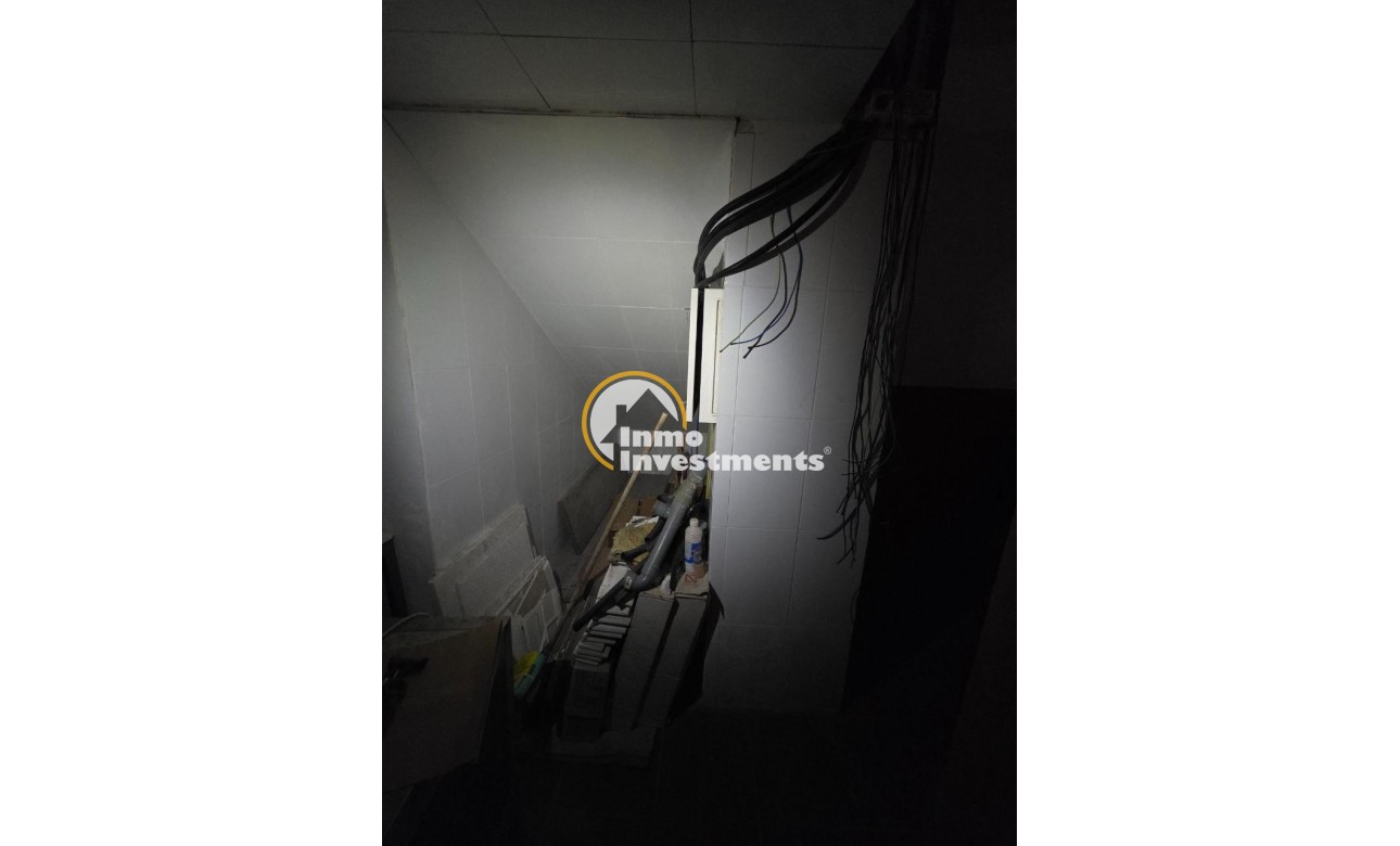 Resale - Commercial - Oviedo - Fozaneldi-Tenderina