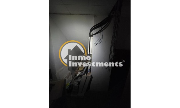 Resale - Commercial - Oviedo - Fozaneldi-Tenderina