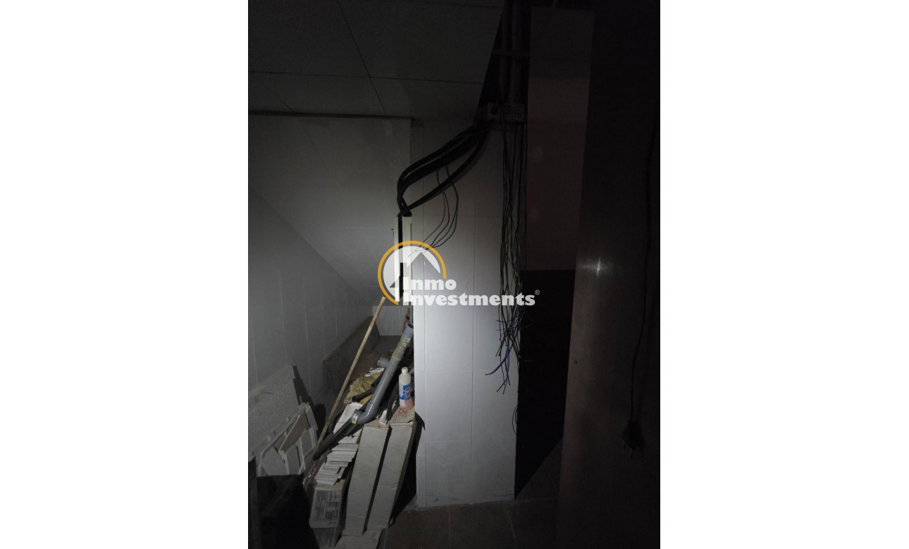 Resale - Commercial - Oviedo - Fozaneldi-Tenderina