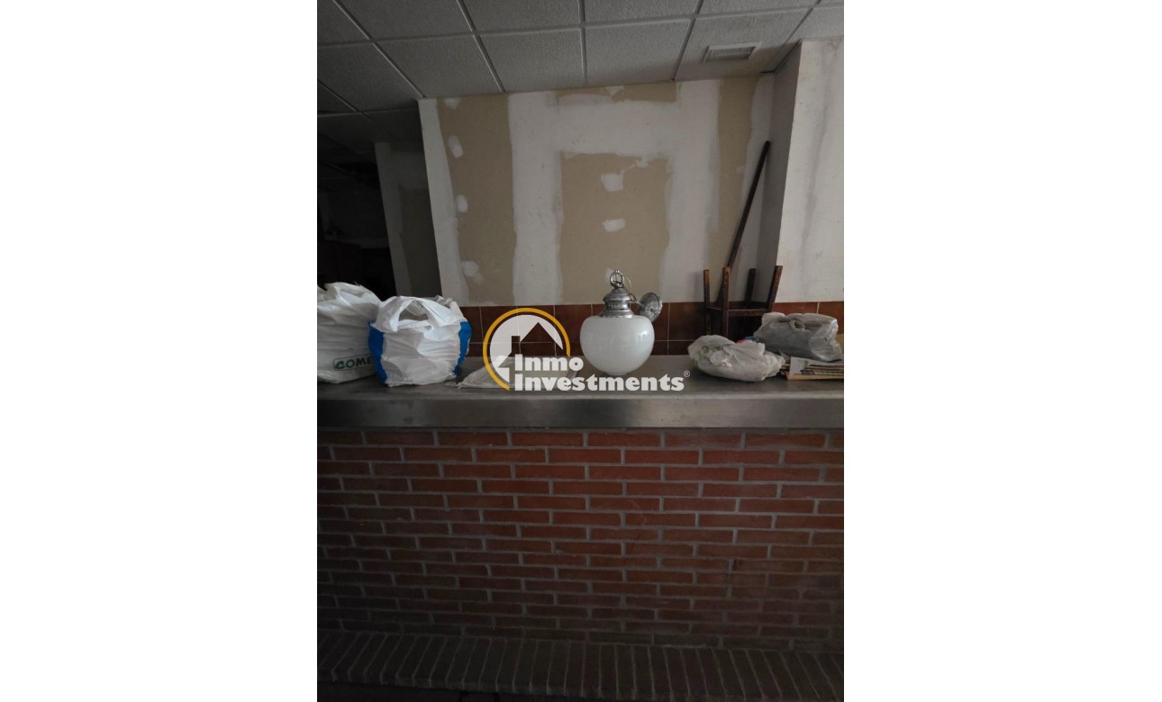 Resale - Commercial - Oviedo - Fozaneldi-Tenderina