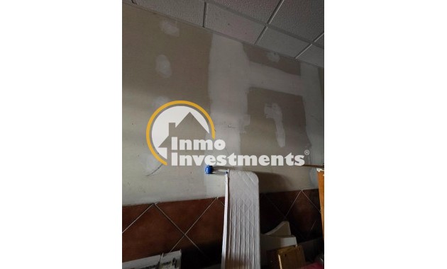 Resale - Commercial - Oviedo - Fozaneldi-Tenderina