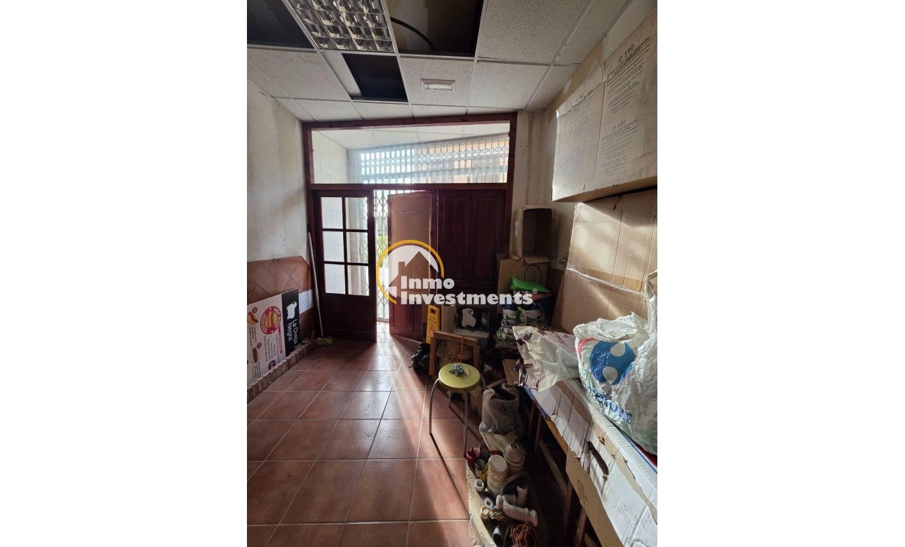 Resale - Commercial - Oviedo - Fozaneldi-Tenderina