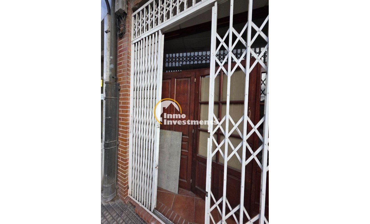 Resale - Commercial - Oviedo - Fozaneldi-Tenderina