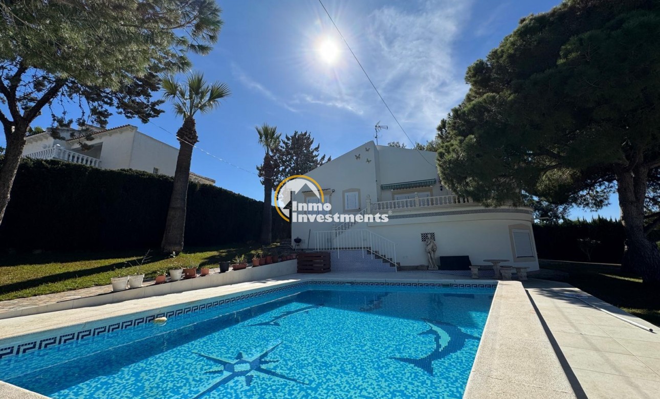 Reventa - Chalet independiente - Cabo Roig - MUY CERCA DE LA PLAYA