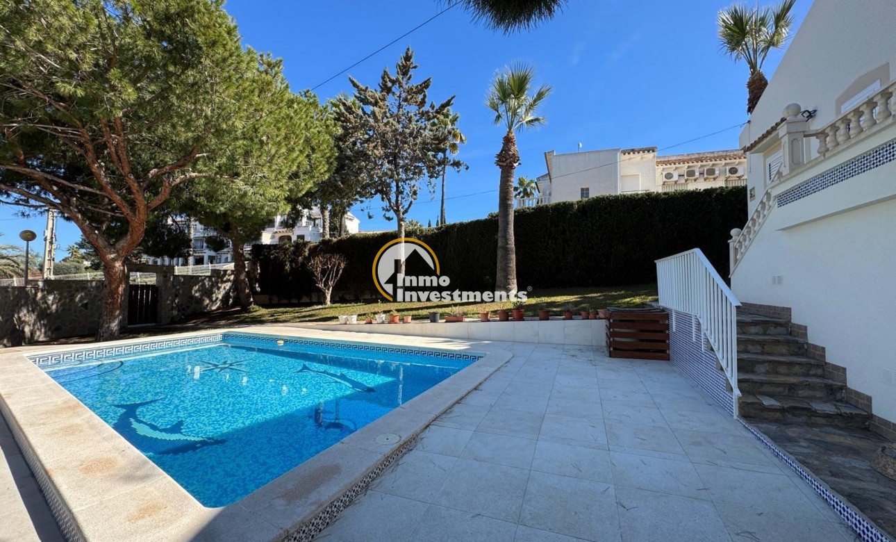 Reventa - Chalet independiente - Cabo Roig - MUY CERCA DE LA PLAYA