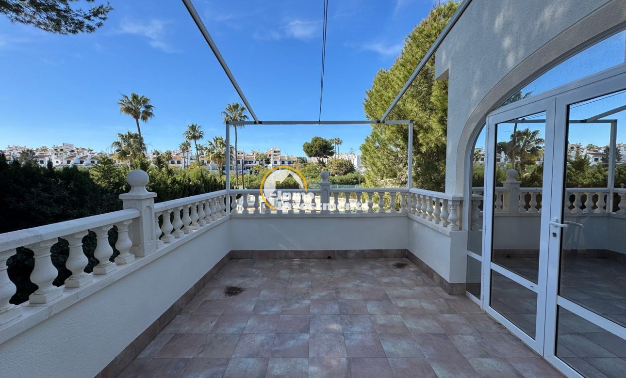 Reventa - Chalet independiente - Cabo Roig - MUY CERCA DE LA PLAYA