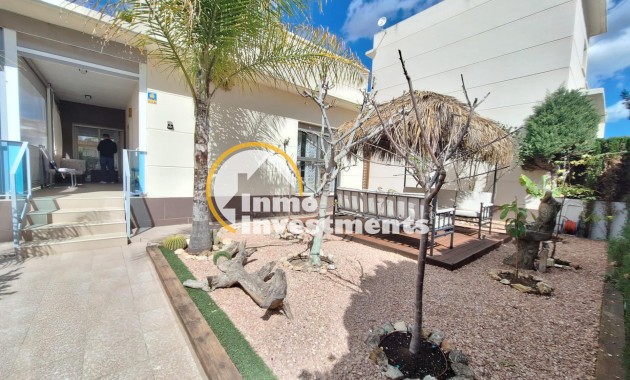 Reventa - Chalet independiente - Ciudad Quesada - Costa blanca sur
