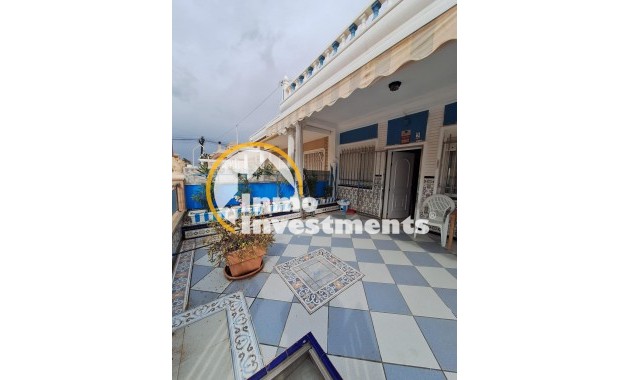 Till salu - Villa - Torrevieja - La Mata
