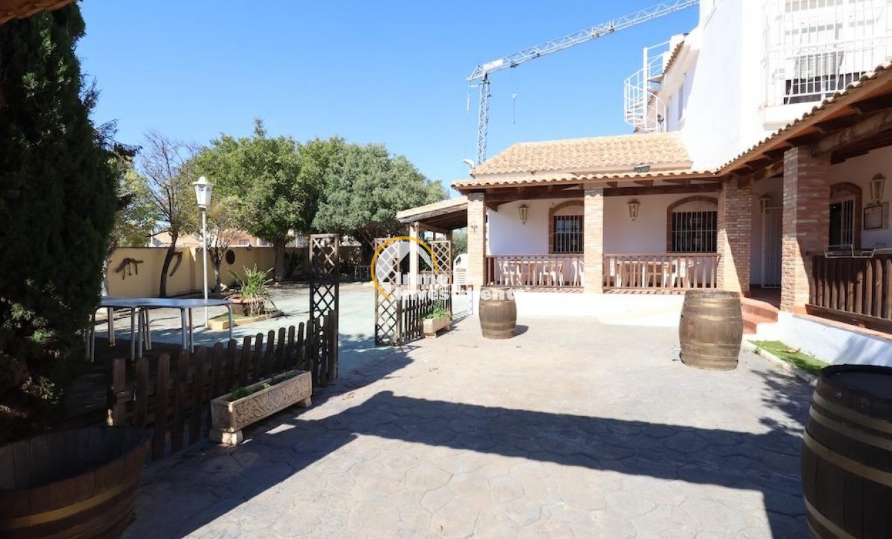 Till salu - Villa - Orihuela Costa - La Zenia