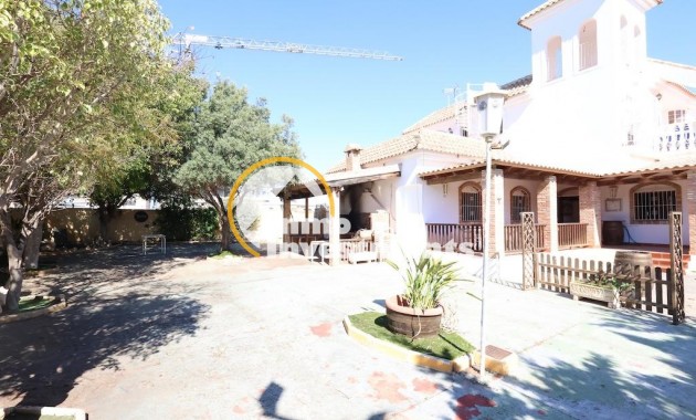 Till salu - Villa - Orihuela Costa - La Zenia