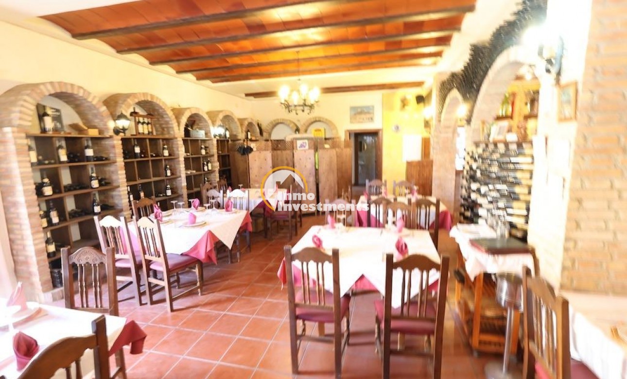 Till salu - Villa - Orihuela Costa - La Zenia