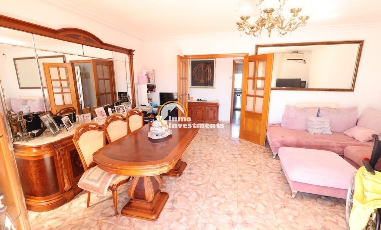 Till salu - Villa - Orihuela Costa - La Zenia