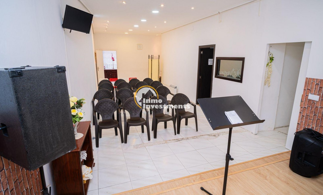 Reventa - Local comercial - Aviles - Centro