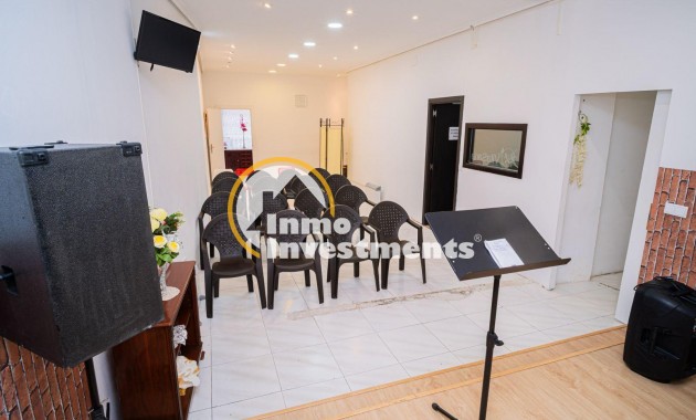 Reventa - Local comercial - Aviles - Centro