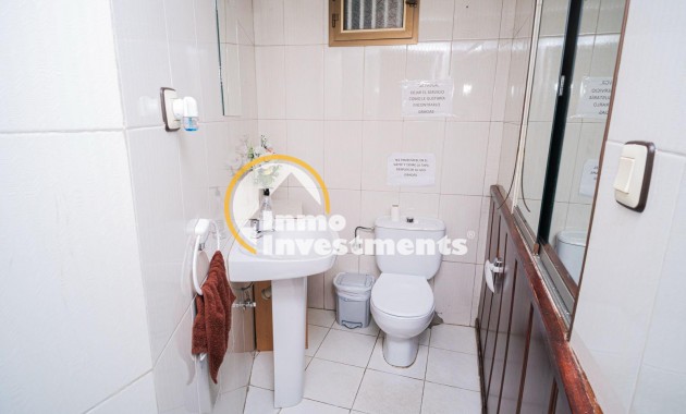 Reventa - Local comercial - Aviles - Centro