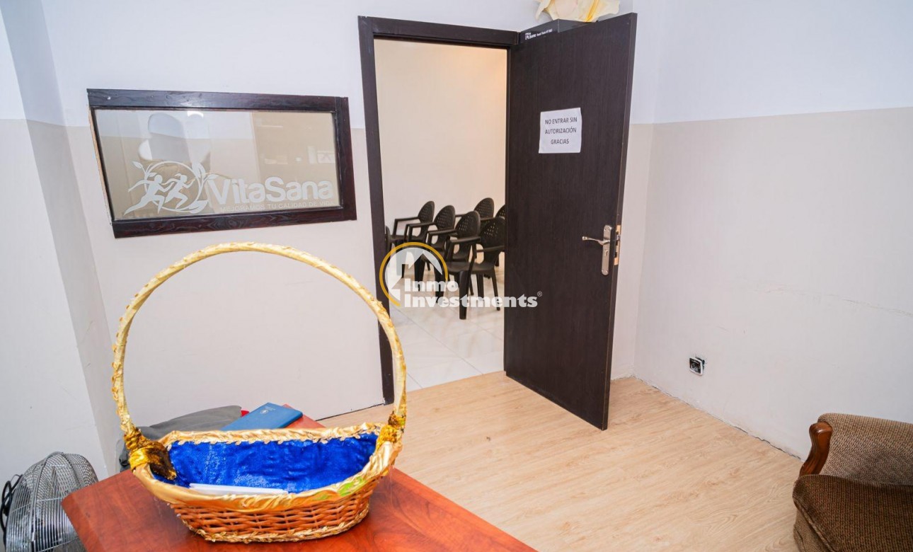 Reventa - Local comercial - Aviles - Centro