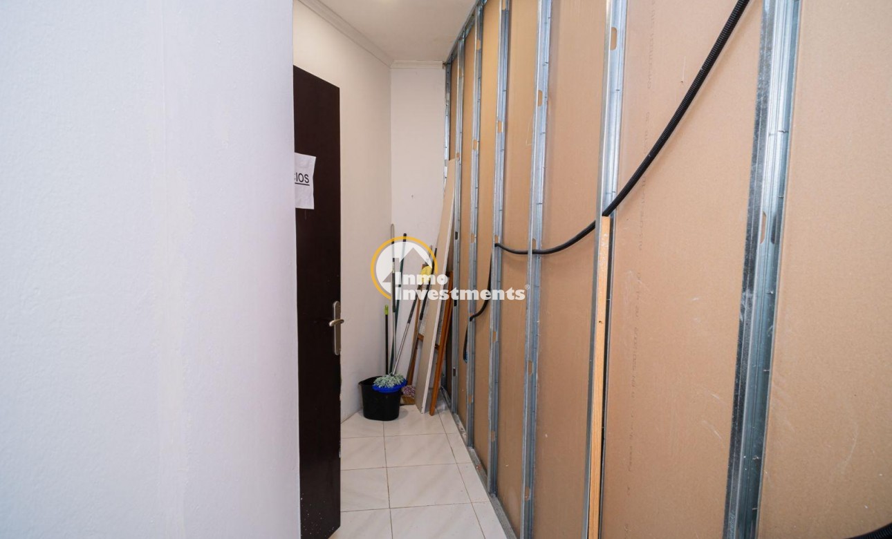 Reventa - Local comercial - Aviles - Centro