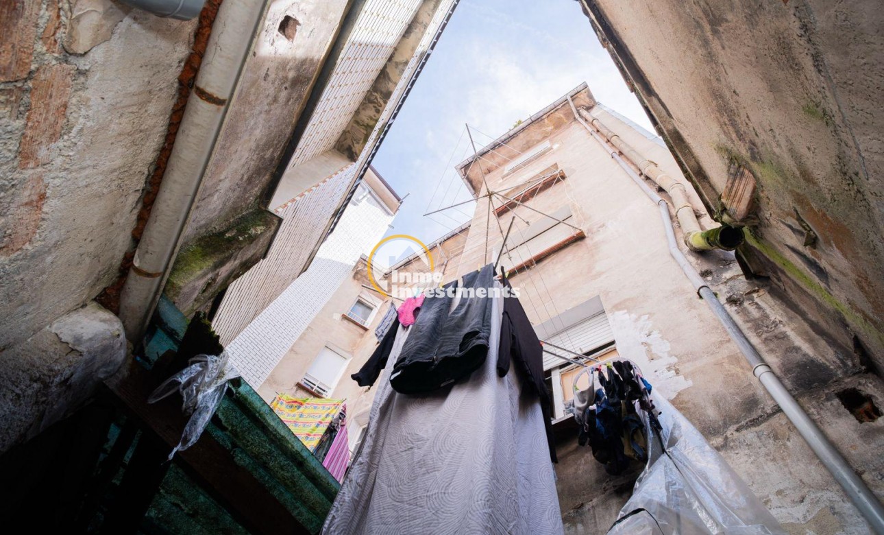 Reventa - Local comercial - Aviles - Centro