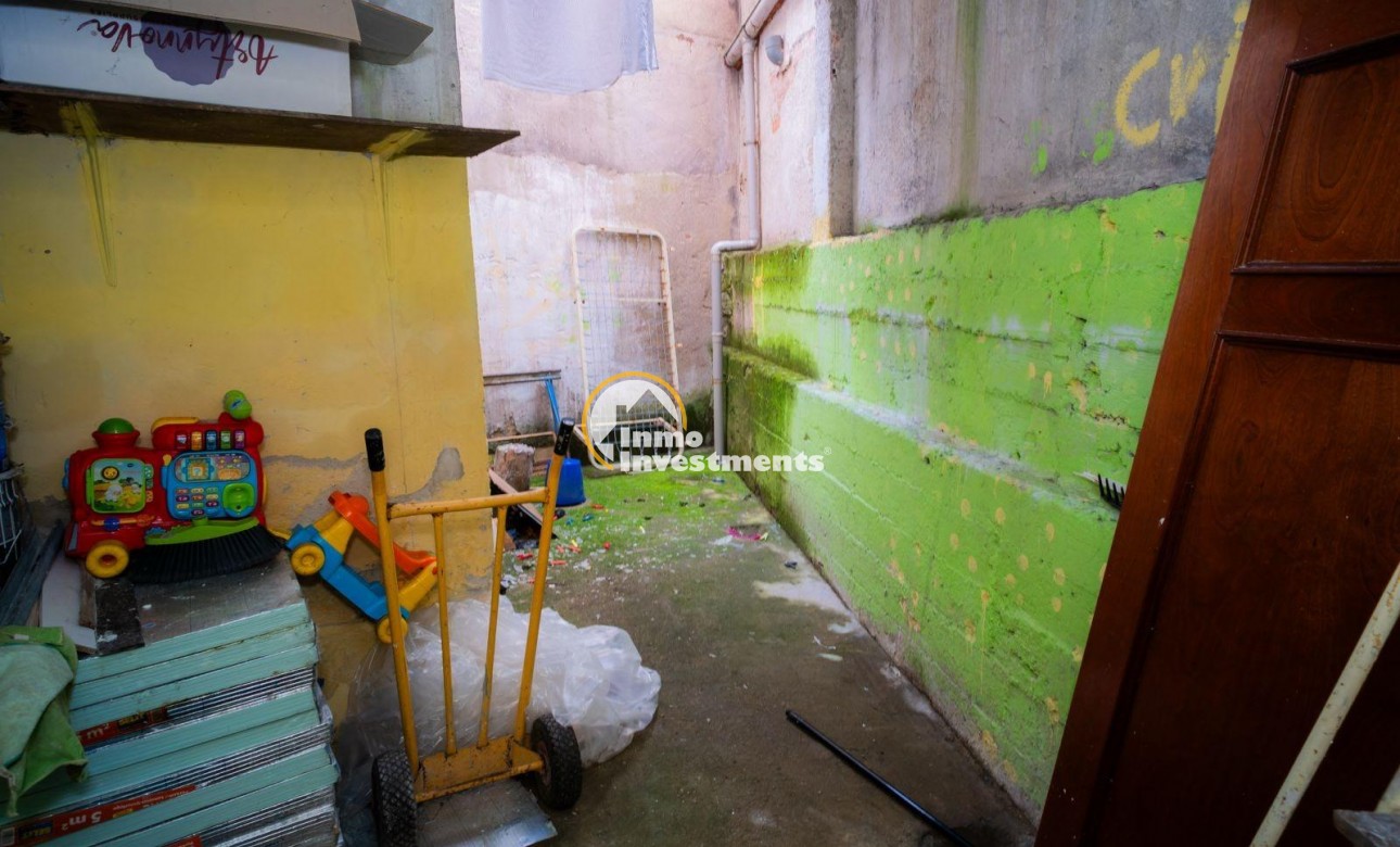 Reventa - Local comercial - Aviles - Centro