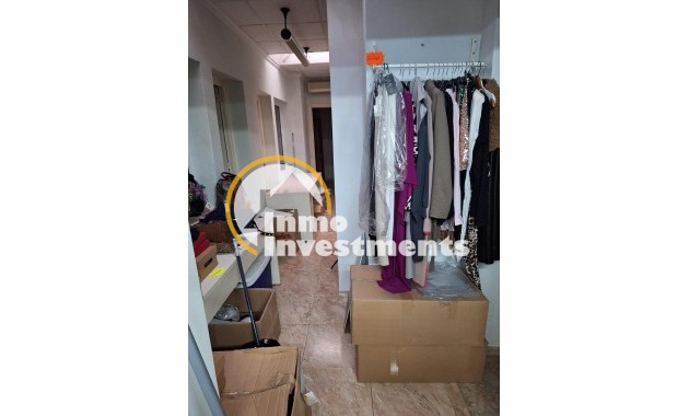 Resale - Commercial - Torrevieja