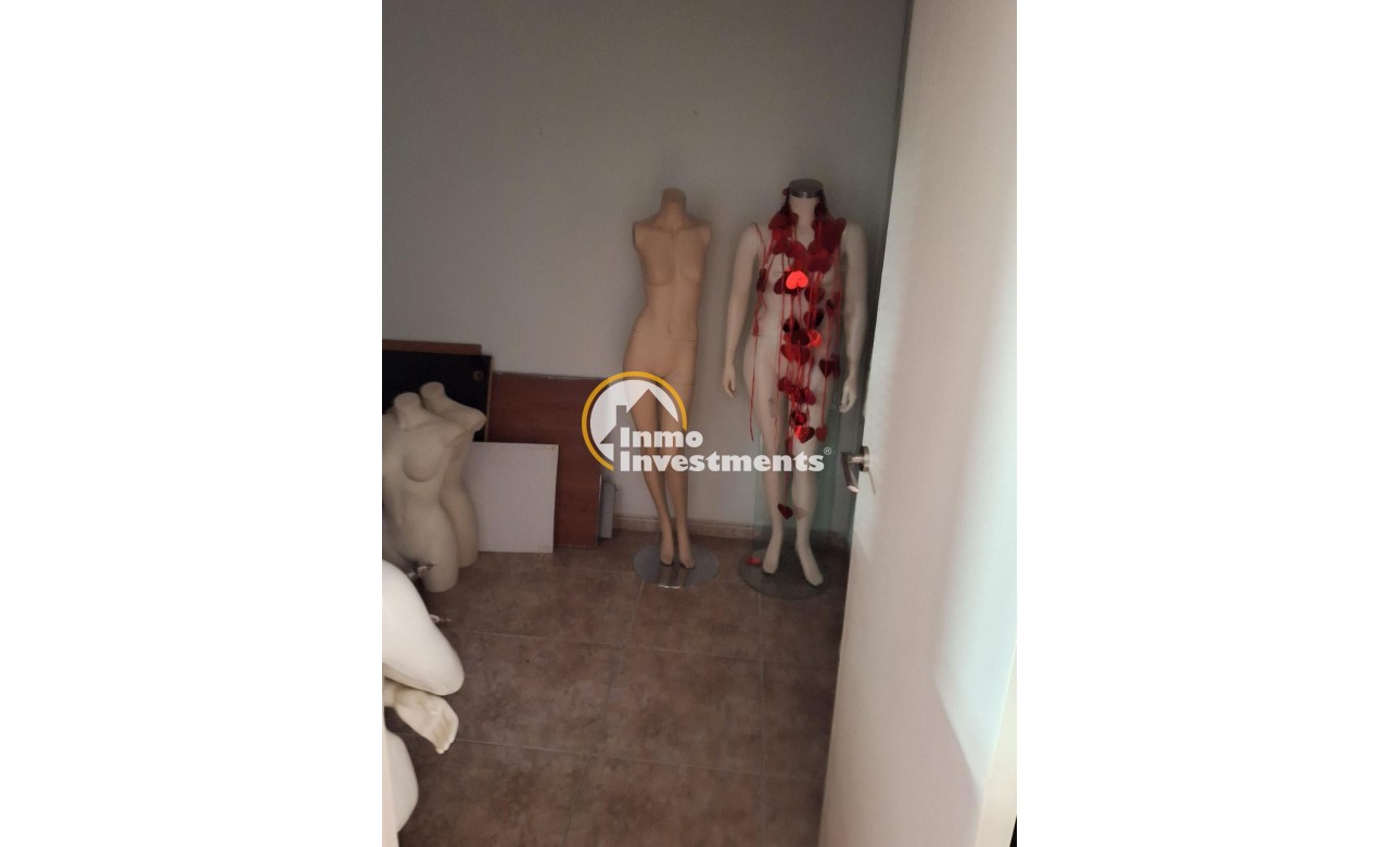 Resale - Commercial - Torrevieja