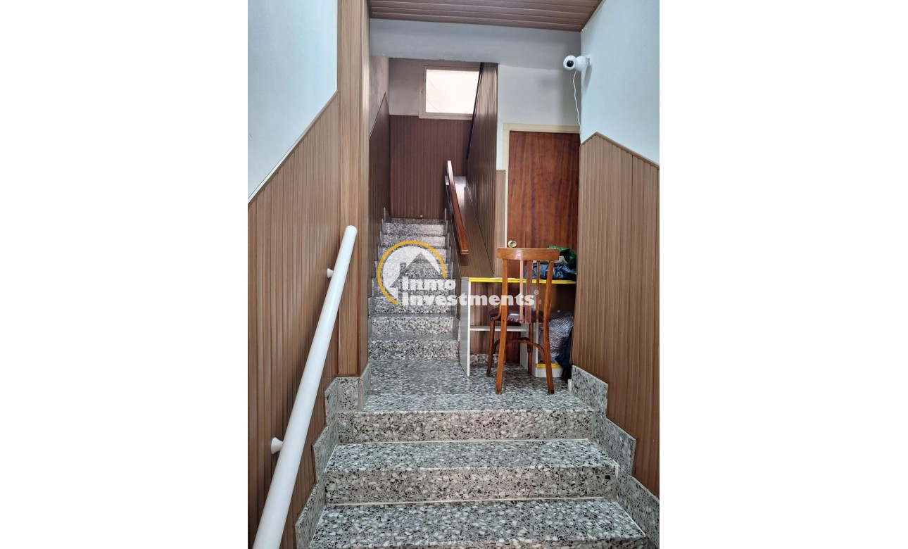 Resale - Commercial - Torrevieja