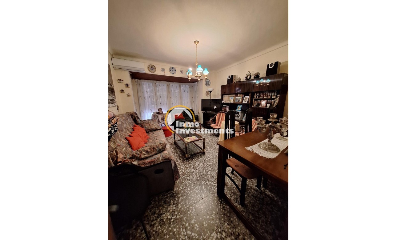 Resale - Commercial - Torrevieja