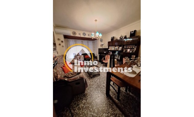 Resale - Commercial - Torrevieja